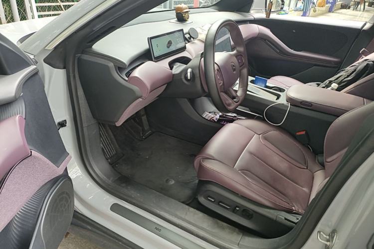 Used Nio ET5T 2023 75 kWh Touring Driver Seat
