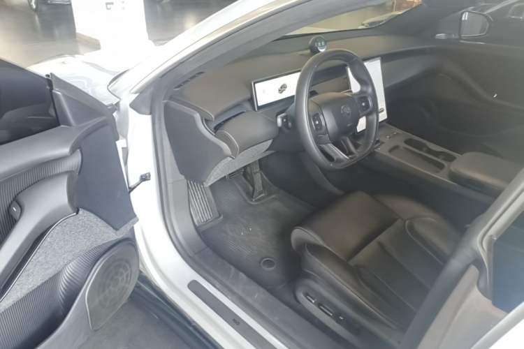 Used Nio ET5T 2023 75 kWh Touring Driver Seat