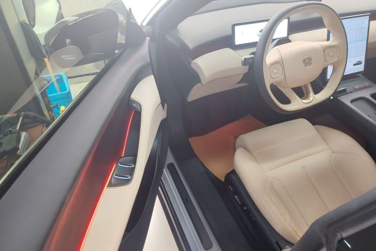 Used Nio ET5T 2023 75 kWh Touring Driver Seat