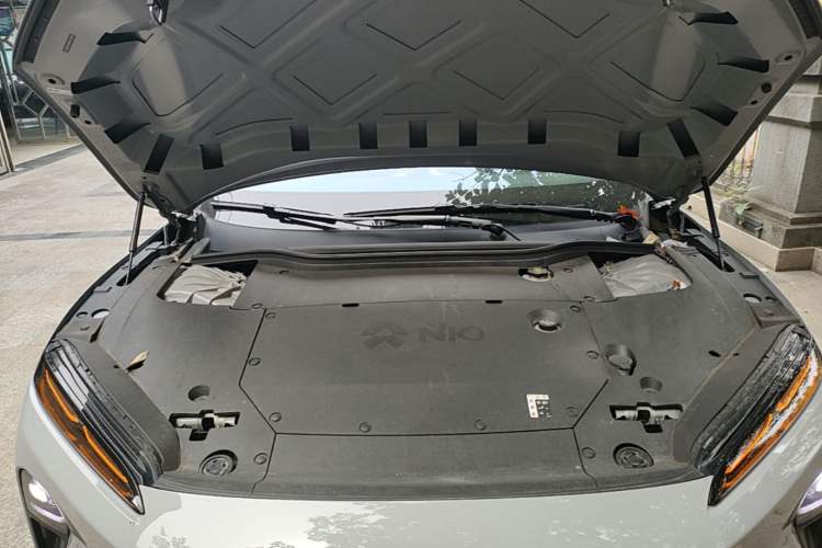 Used Nio ET5T 2023 75 kWh Touring Engine Bay
