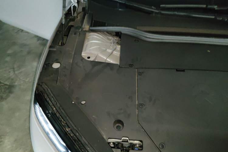 Used Nio ET5T 2023 75 kWh Touring Engine Bay Right