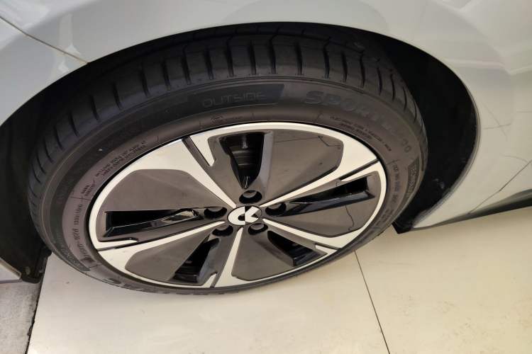 Used Nio ET5T 2023 75 kWh Touring Exterior 2