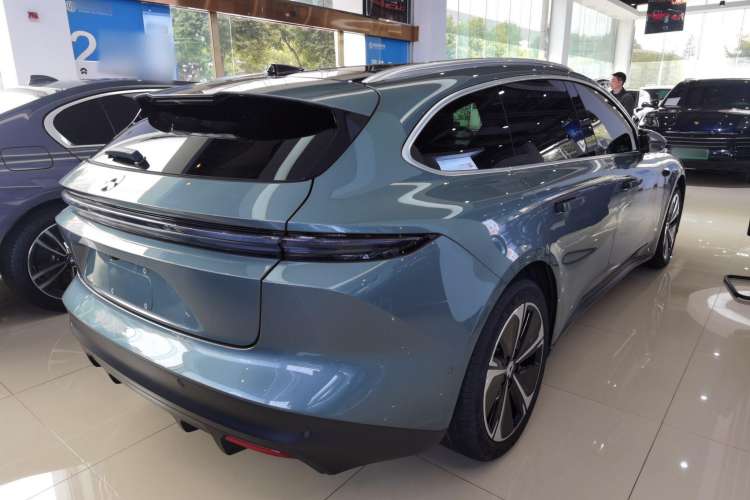 Used Nio ET5T 2023 75 kWh Touring Exterior 3