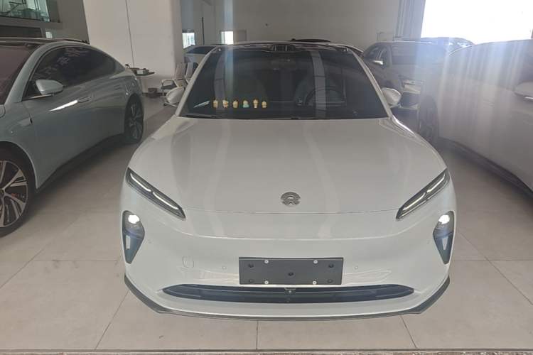 Used Nio ET5T 2023 75 kWh Touring Front