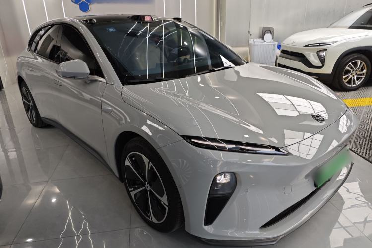 Used Nio ET5T 2023 75 kWh Touring Front Right 45 Deg