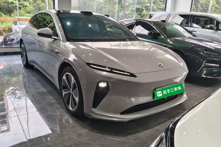 Used Nio ET5T 2023 75 kWh Touring Front Right 45 Deg