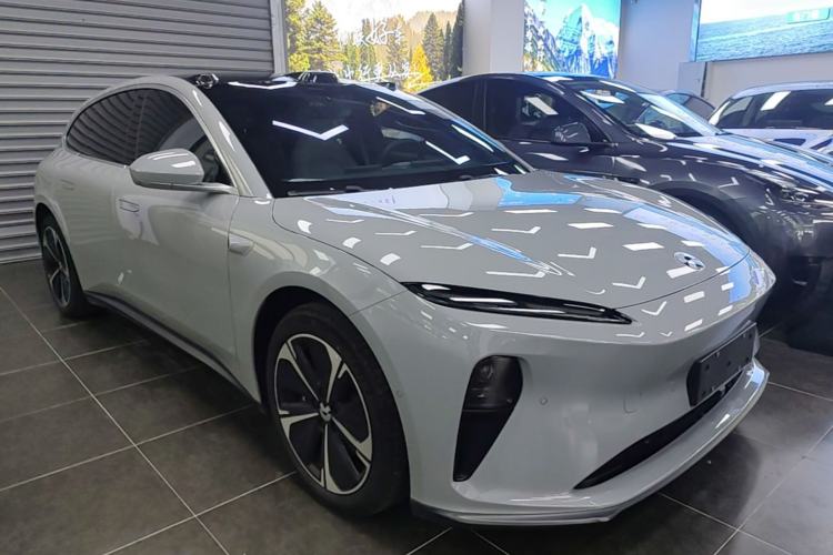 Used Nio ET5T 2023 75 kWh Touring Front Right 45 Deg