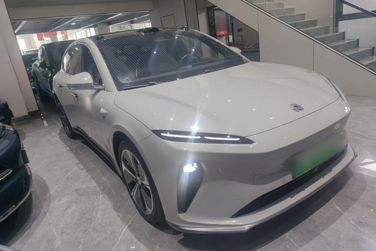 Used Nio ET5T 2023 75 kWh Touring Front Right 45 Deg