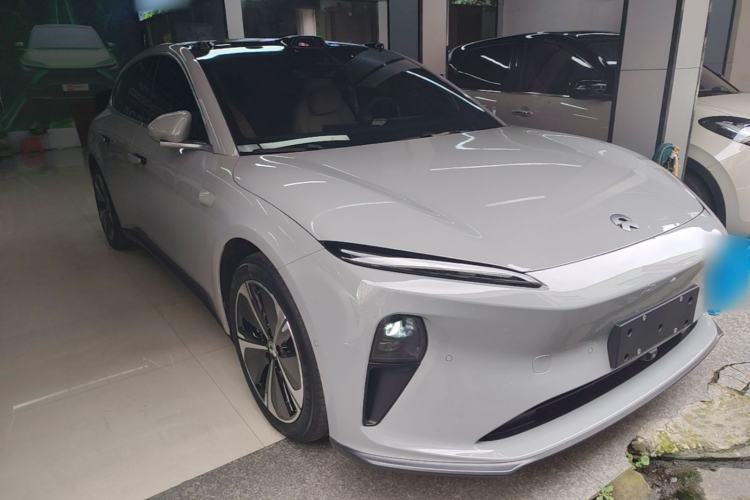 Used Nio ET5T 2023 75 kWh Touring Front Right 45 Deg