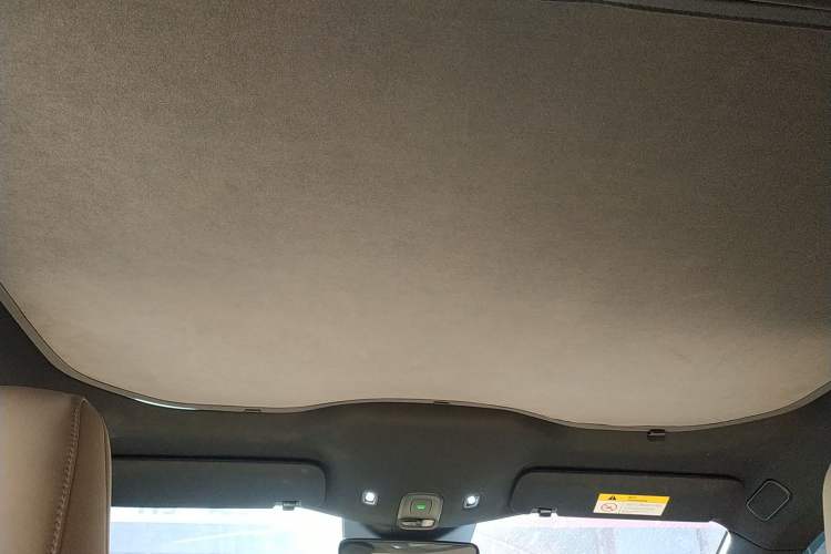 Used Nio ET5T 2023 75 kWh Touring Headliner