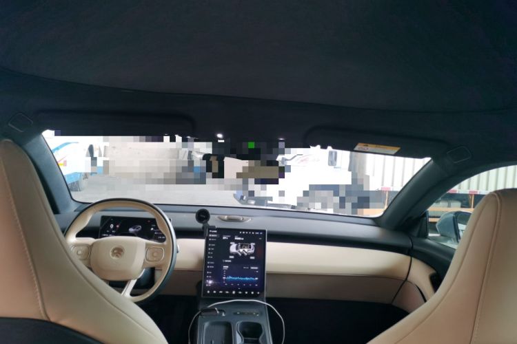 Used Nio ET5T 2023 75 kWh Touring Headliner