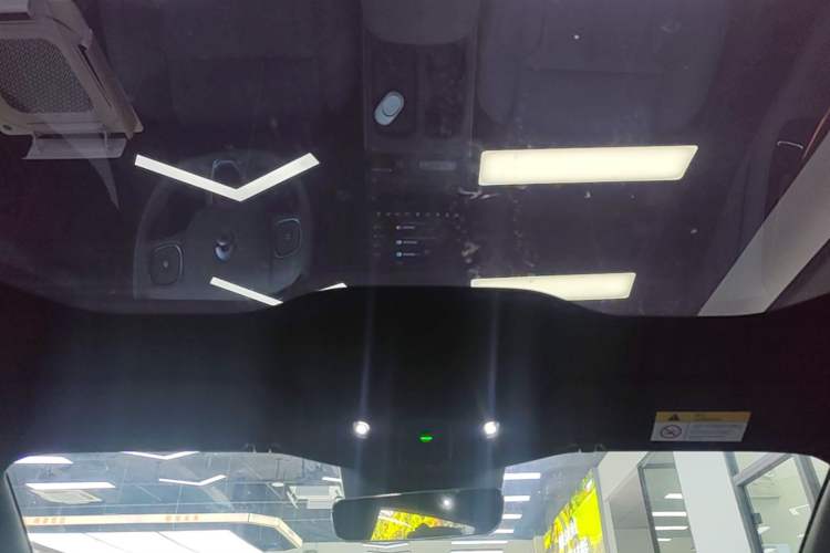 Used Nio ET5T 2023 75 kWh Touring Headliner