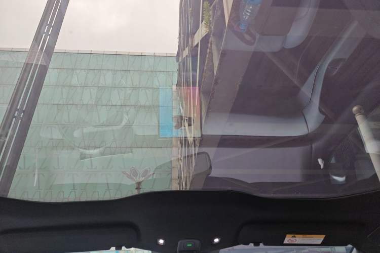 Used Nio ET5T 2023 75 kWh Touring Headliner