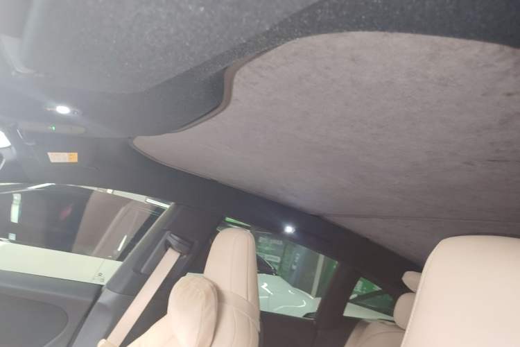 Used Nio ET5T 2023 75 kWh Touring Headliner