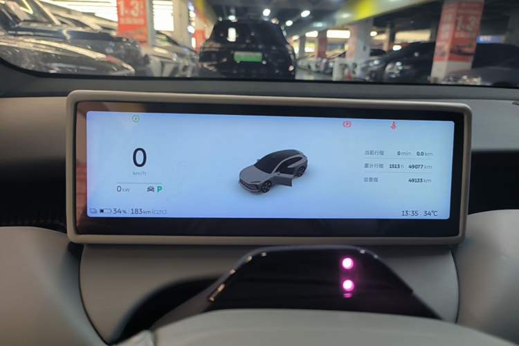 Used Nio ET5T 2023 75 kWh Touring Instrument Cluster