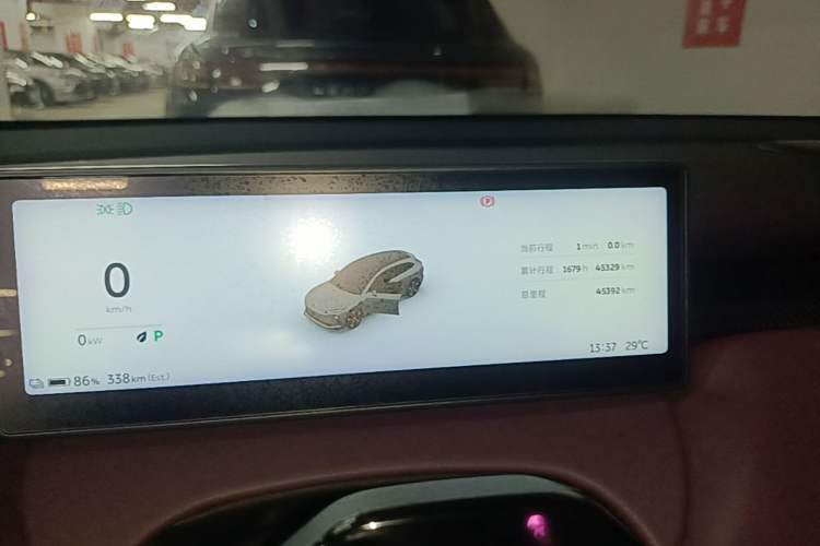 Used Nio ET5T 2023 75 kWh Touring Instrument Cluster