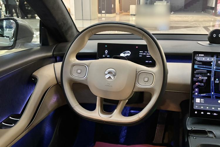 Used Nio ET5T 2023 75 kWh Touring Interior 3