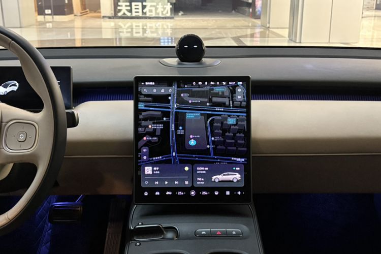 Used Nio ET5T 2023 75 kWh Touring Interior 5