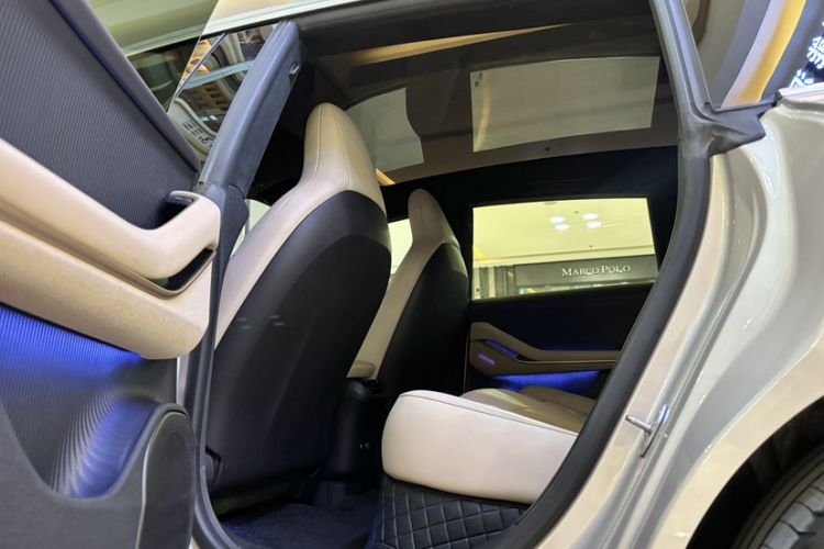 Used Nio ET5T 2023 75 kWh Touring Interior 7