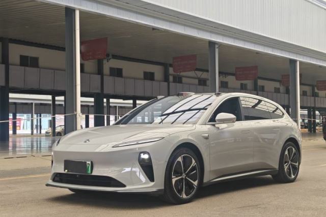 Used Nio ET5T 2023 75 kWh Touring