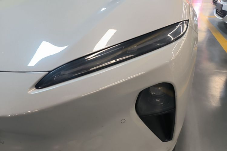 Used Nio ET5T 2023 75 kWh Touring Left Front Headlight
