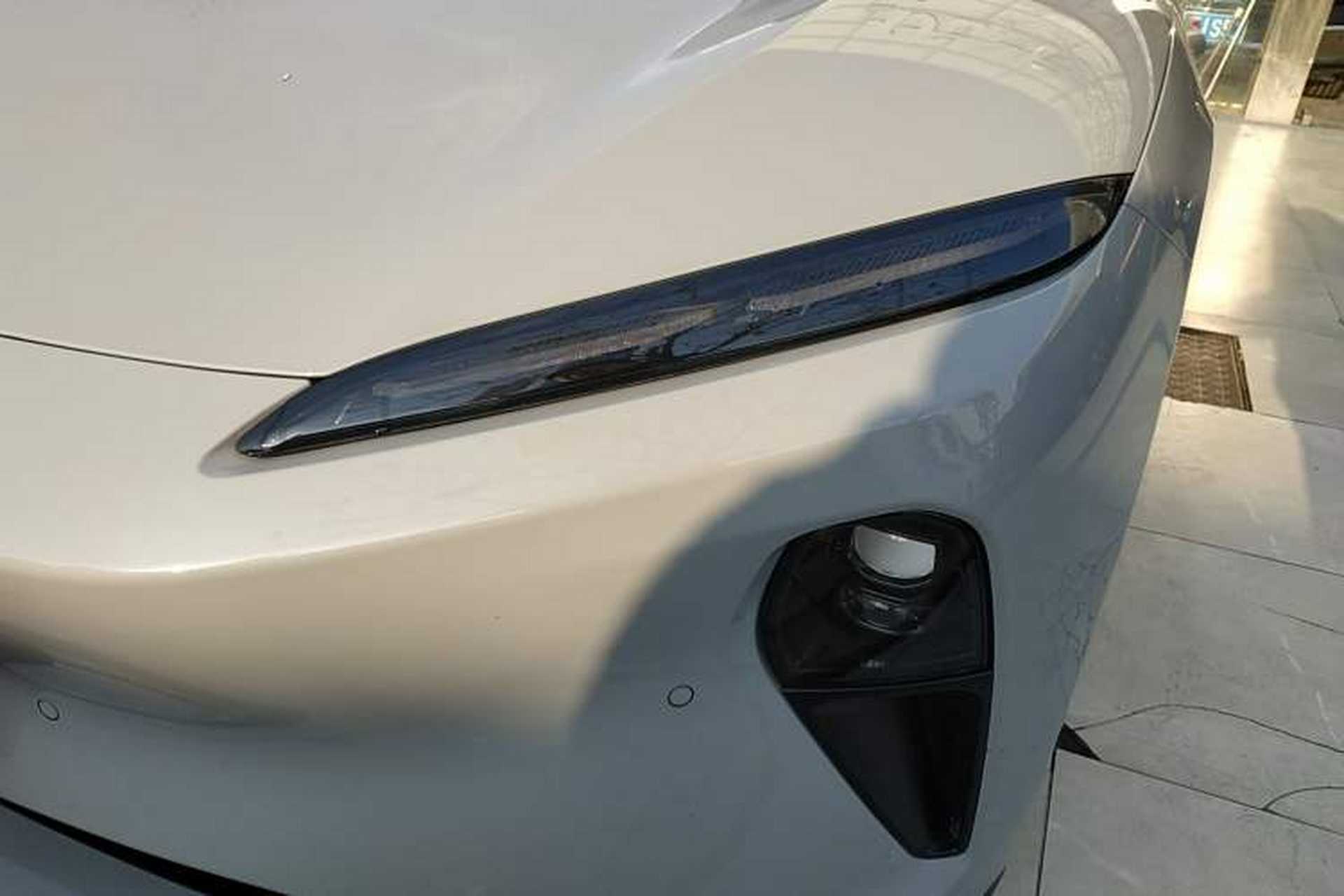 Used Nio ET5T 2023 75 kWh Touring Left Front Headlight