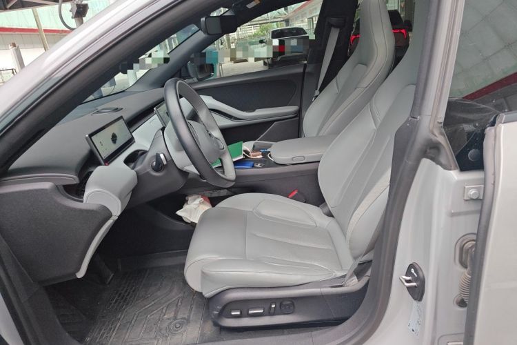 Used Nio ET5T 2023 75 kWh Touring Left Front Seat