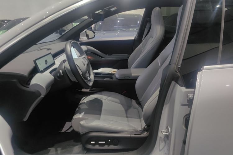 Used Nio ET5T 2023 75 kWh Touring Left Front Seat