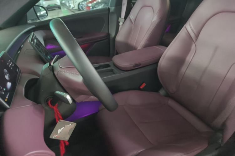 Used Nio ET5T 2023 75 kWh Touring Left Front Seat