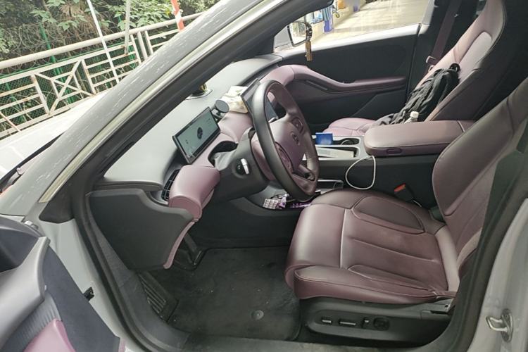 Used Nio ET5T 2023 75 kWh Touring Left Front Seat