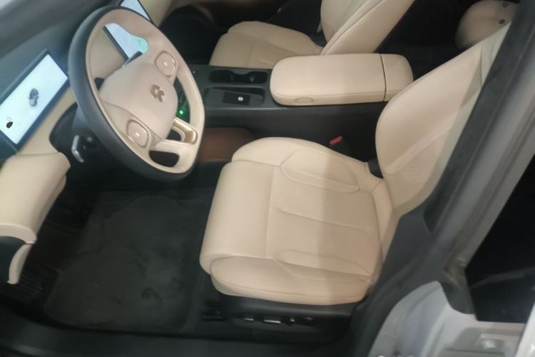 Used Nio ET5T 2023 75 kWh Touring Left Front Seat
