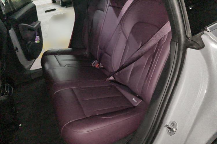 Used Nio ET5T 2023 75 kWh Touring Left Rear Seat