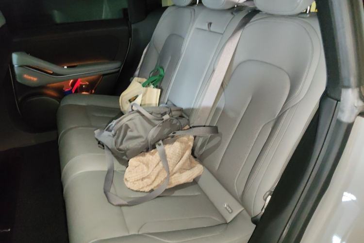 Used Nio ET5T 2023 75 kWh Touring Left Rear Seat