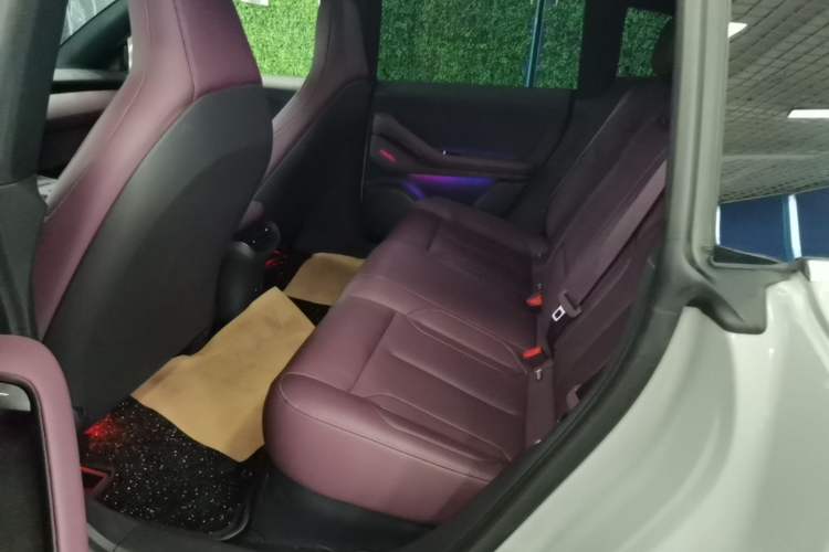 Used Nio ET5T 2023 75 kWh Touring Left Rear Seat