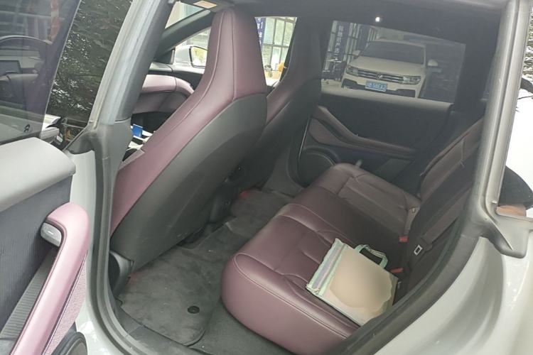 Used Nio ET5T 2023 75 kWh Touring Left Rear Seat