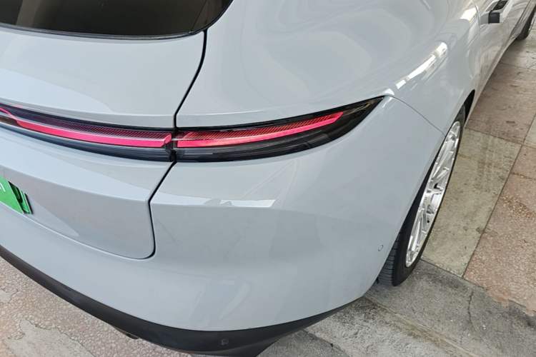 Used Nio ET5T 2023 75 kWh Touring Right Rear Taillight