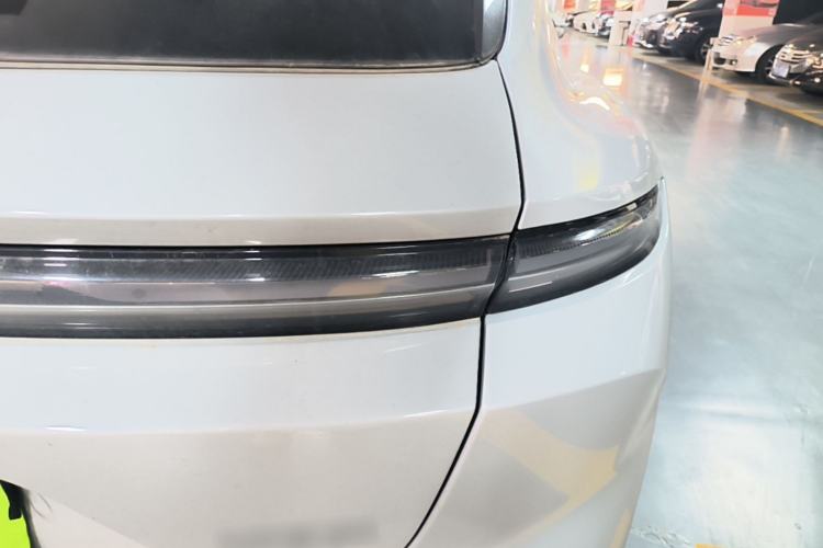 Used Nio ET5T 2023 75 kWh Touring Right Rear Taillight