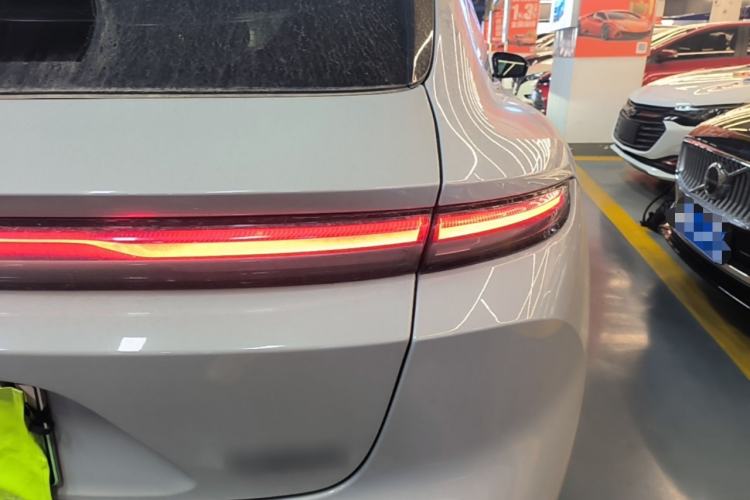 Used Nio ET5T 2023 75 kWh Touring Right Rear Taillight
