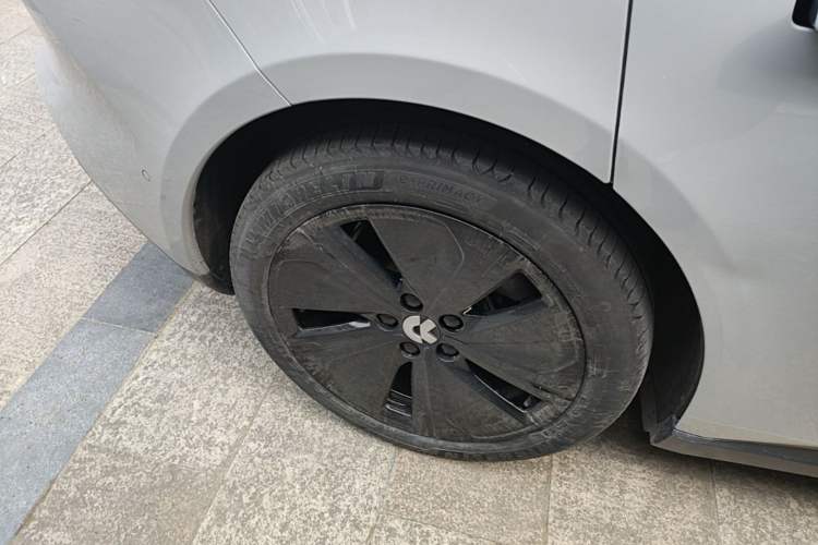 Used Nio ET5T 2023 75 kWh Touring Right Rear Wheel Hub