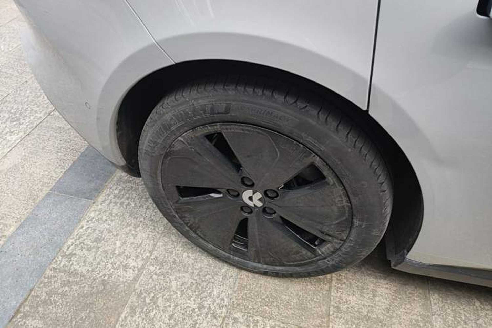 Used Nio ET5T 2023 75 kWh Touring Right Rear Wheel Hub