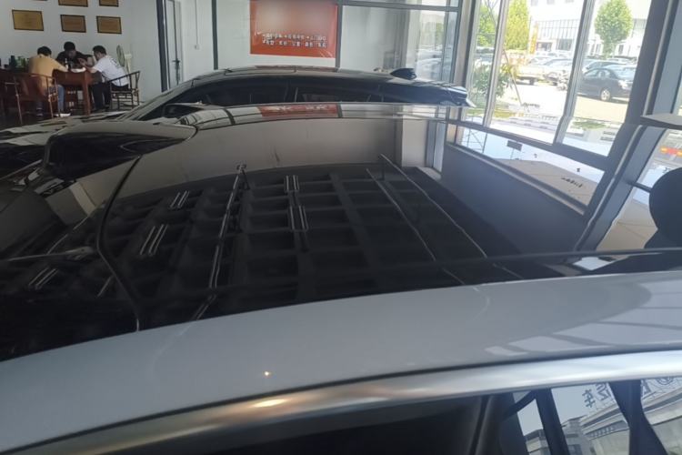Used Nio ET5T 2023 75 kWh Touring Roof