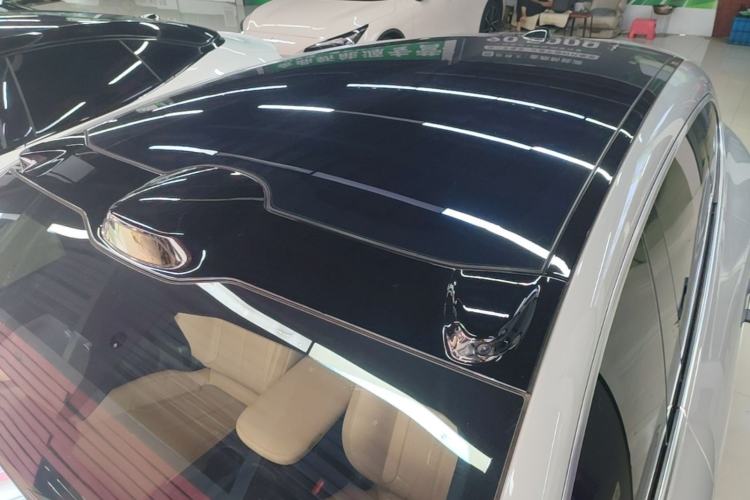 Used Nio ET5T 2023 75 kWh Touring Roof