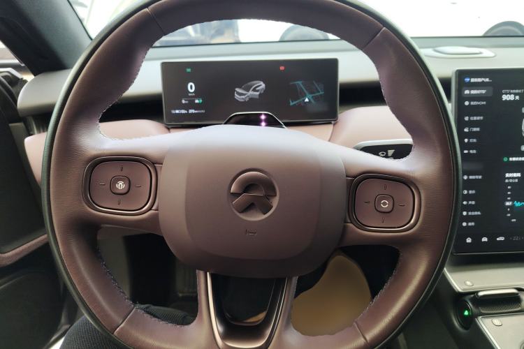 Used Nio ET5T 2023 75 kWh Touring Steering Wheel