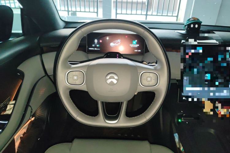 Used Nio ET5T 2023 75 kWh Touring Steering Wheel