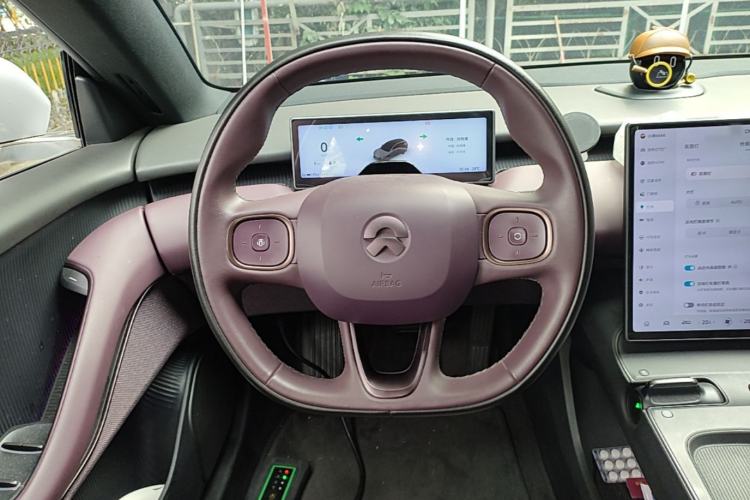 Used Nio ET5T 2023 75 kWh Touring Steering Wheel