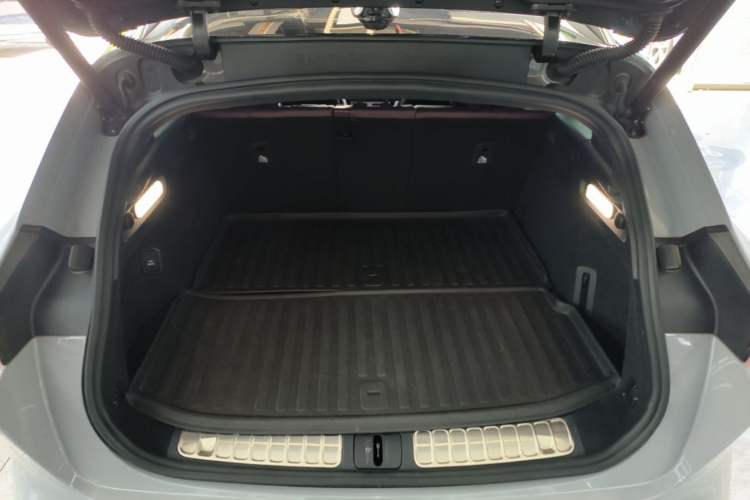 Used Nio ET5T 2023 75 kWh Touring Trunk