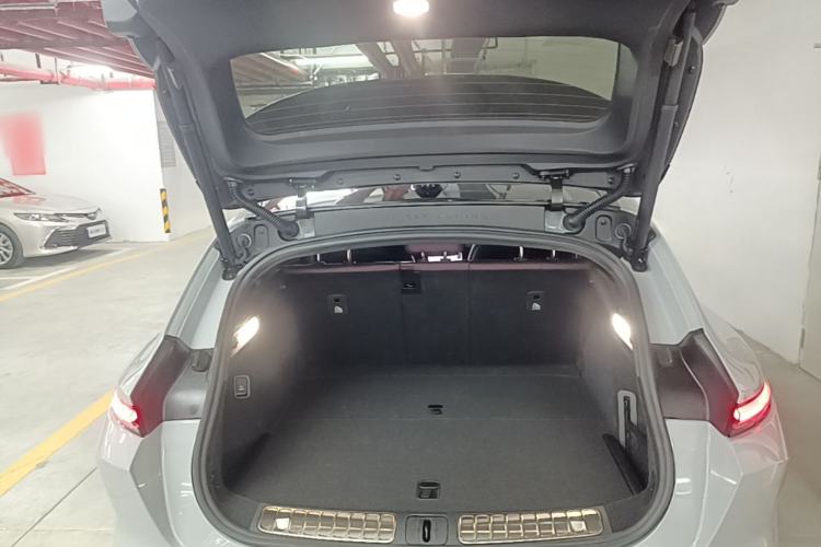 Used Nio ET5T 2023 75 kWh Touring Trunk