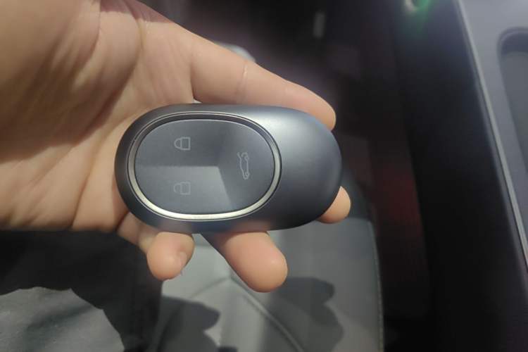 Used Nio ET5T 2023 75 kWh Touring Vehicle Key