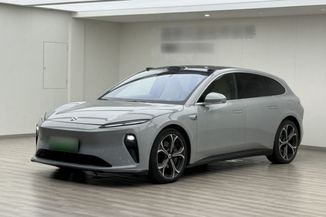 Used Nio ET5T 2023 75 kWh Touring