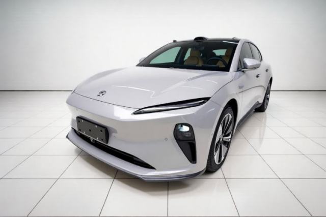 Used Nio ET5T 2023 75 kWh Touring